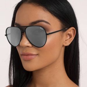 NWT Black Quay Iconic sunglasses never worn